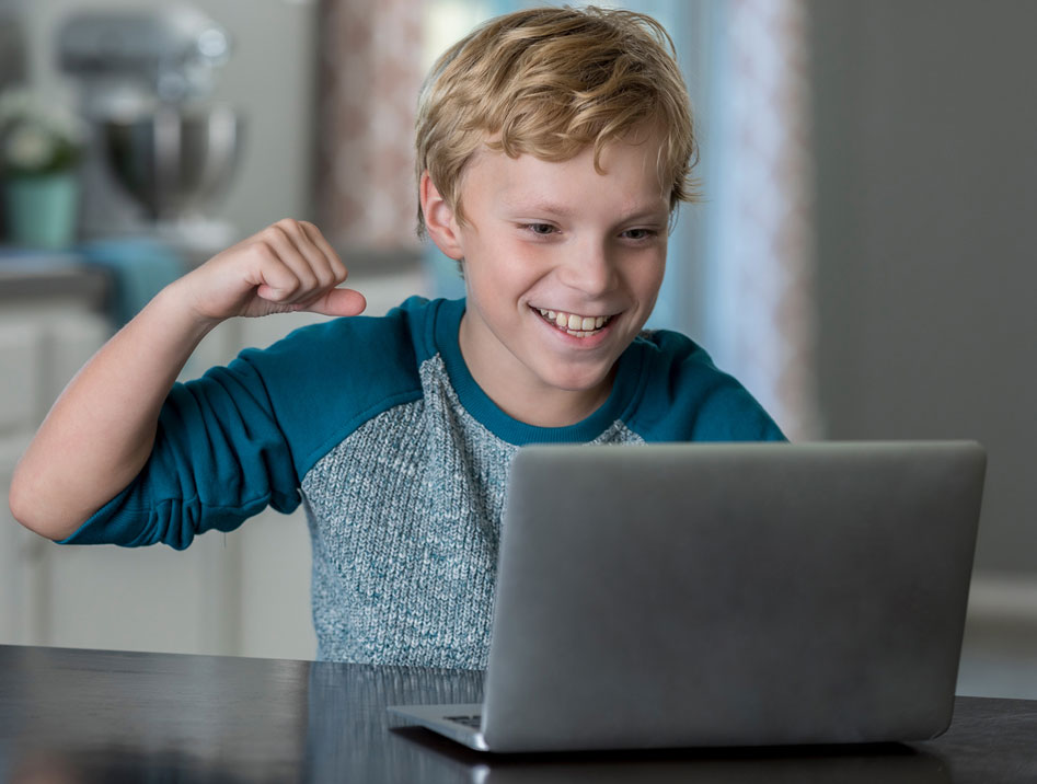 Barn som lærer programmering med Minecraft